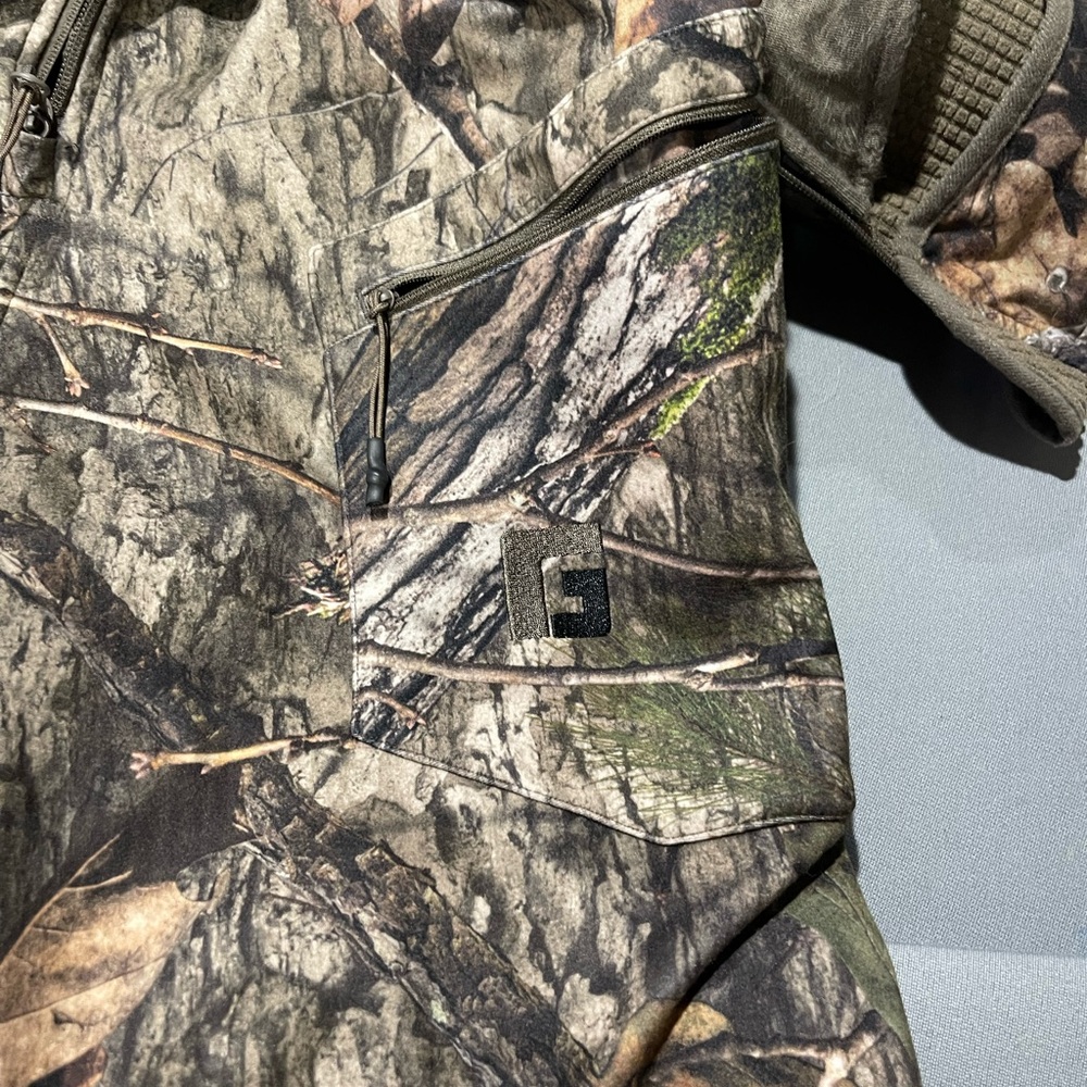 Camouflage Hunting Overalls - Picture 4 of 8